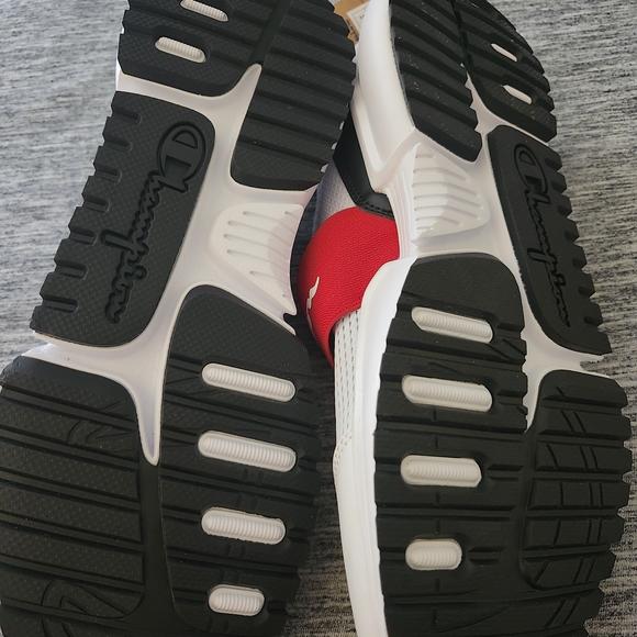 Champion White and Red Slip-On Sneakers - Picture 8 of 8